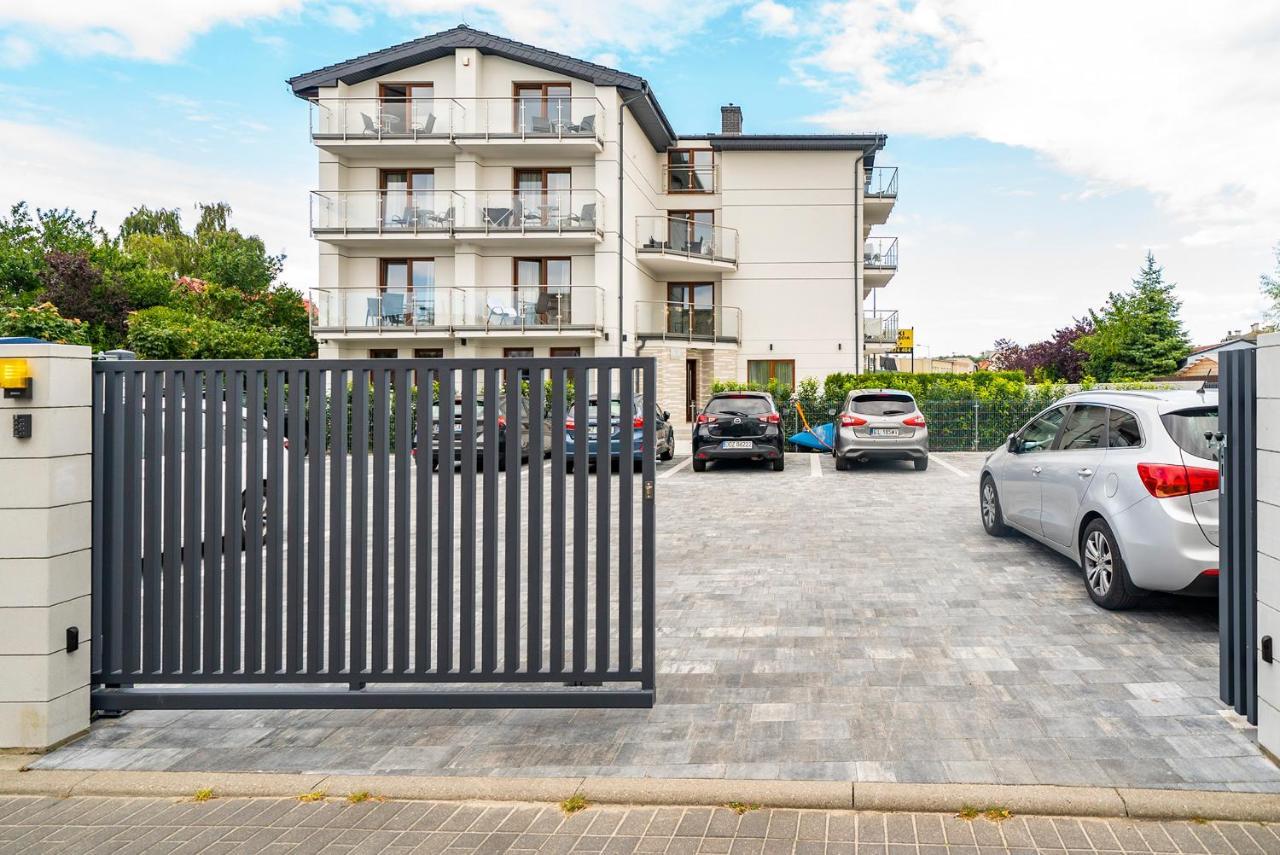 Apartamenty I Pokoje Goscinne Relax 야스타르니아 외부 사진