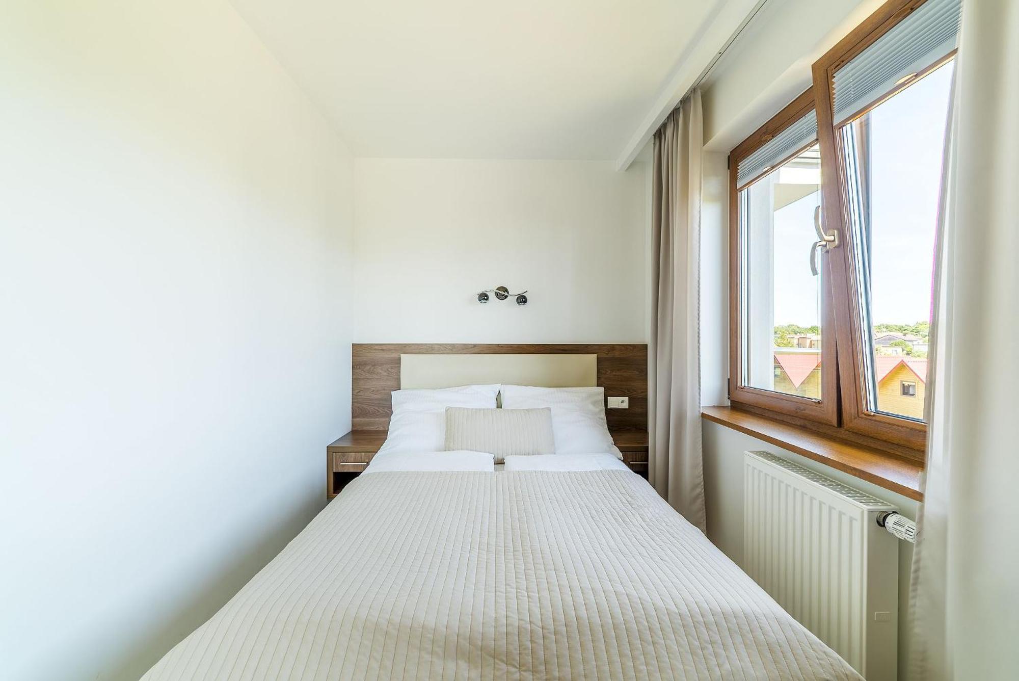 Apartamenty I Pokoje Goscinne Relax 야스타르니아 객실 사진