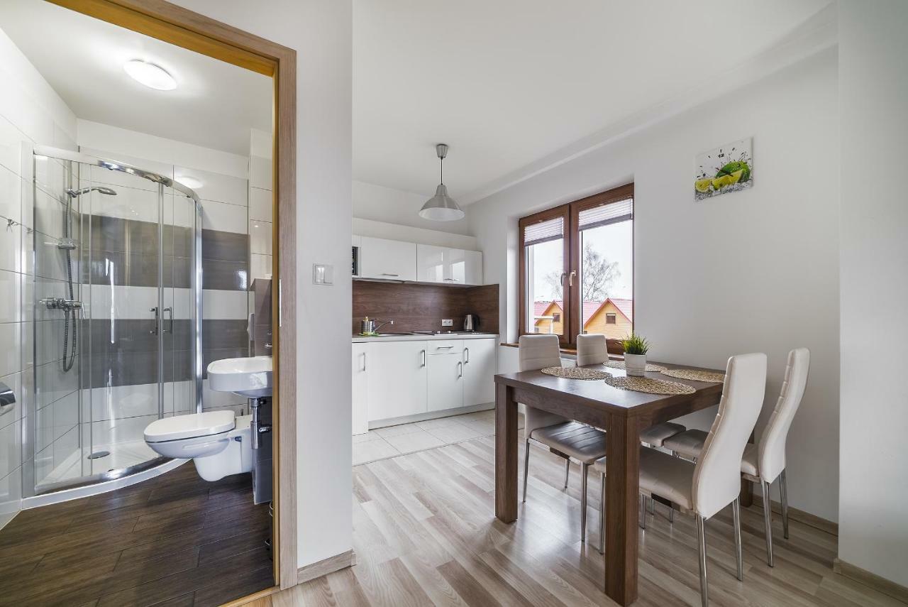 Apartamenty I Pokoje Goscinne Relax 야스타르니아 외부 사진