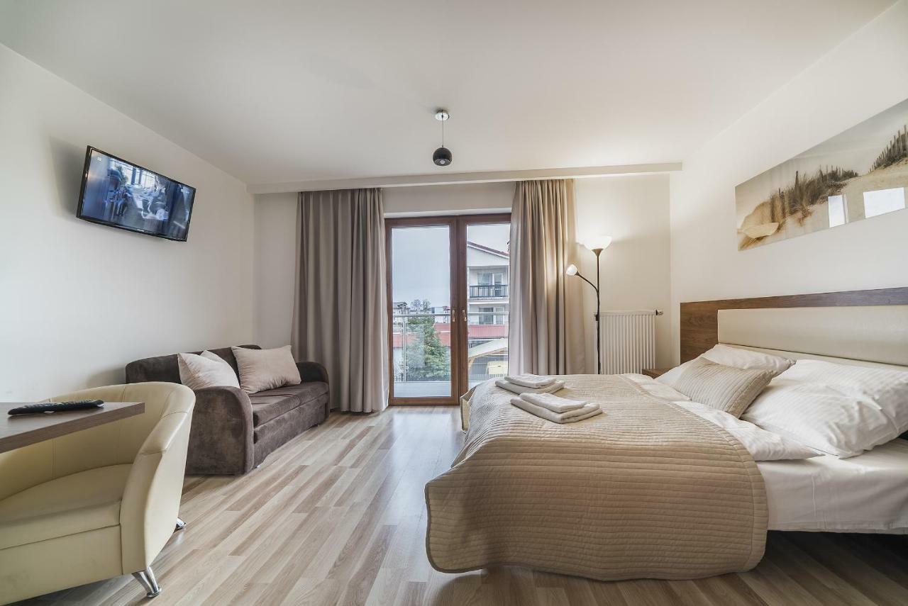 Apartamenty I Pokoje Goscinne Relax 야스타르니아 외부 사진