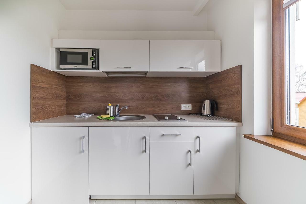Apartamenty I Pokoje Goscinne Relax 야스타르니아 외부 사진